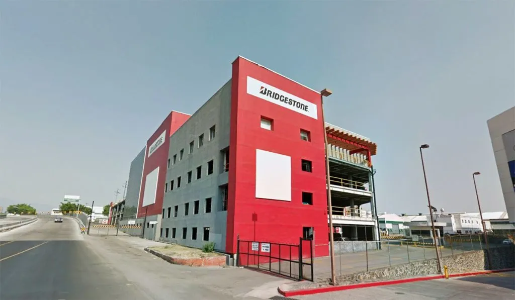 Bridgestone recibe al primer grupo de mujeres dentro de su cadena de producción en planta Cuernavaca