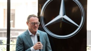 nuevo-ceo-de-mercedes-benz-presenta-estrategia-para-mexico-y-latinoamerica-23203