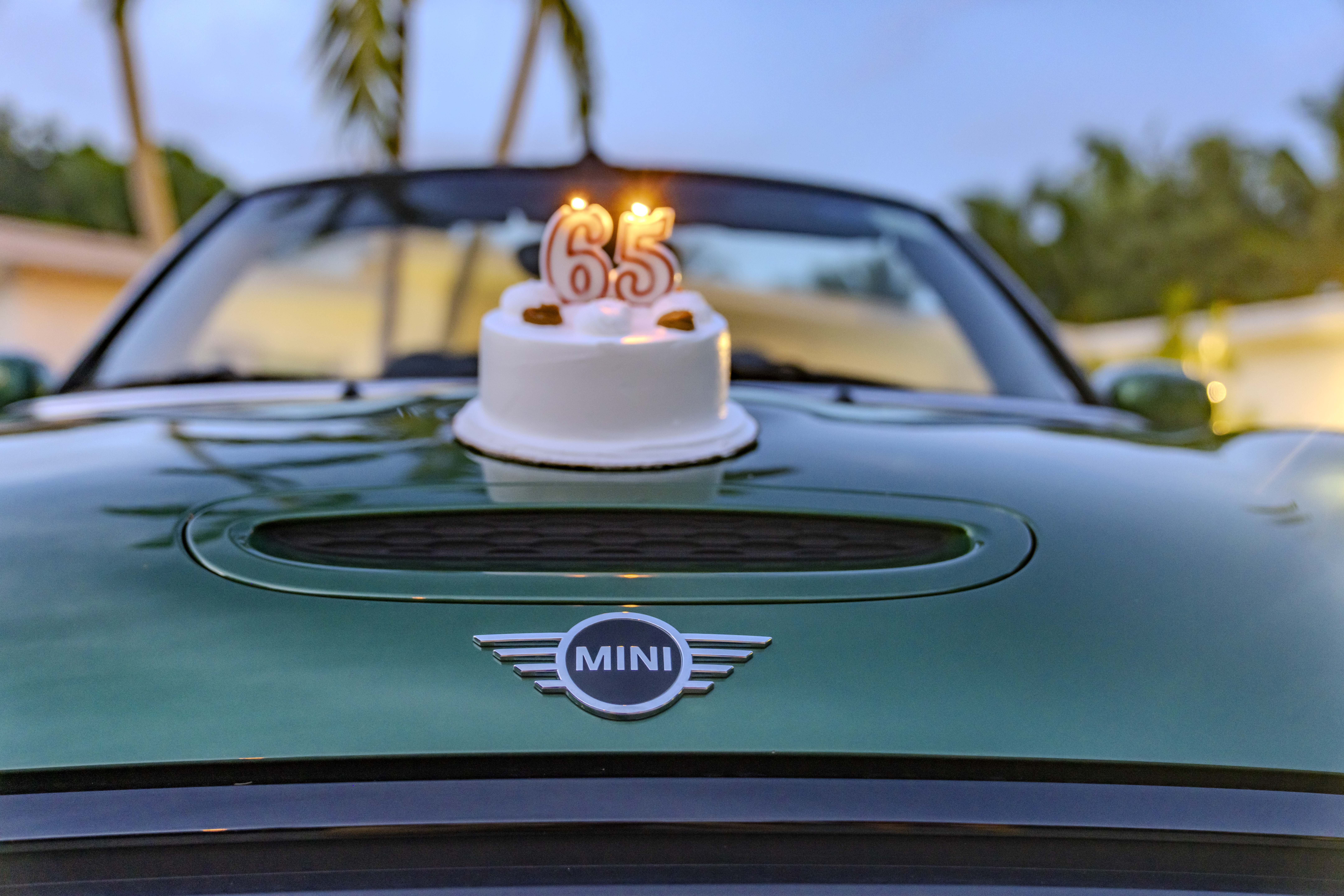 P90565334_highRes_mini-cooper-s-conver