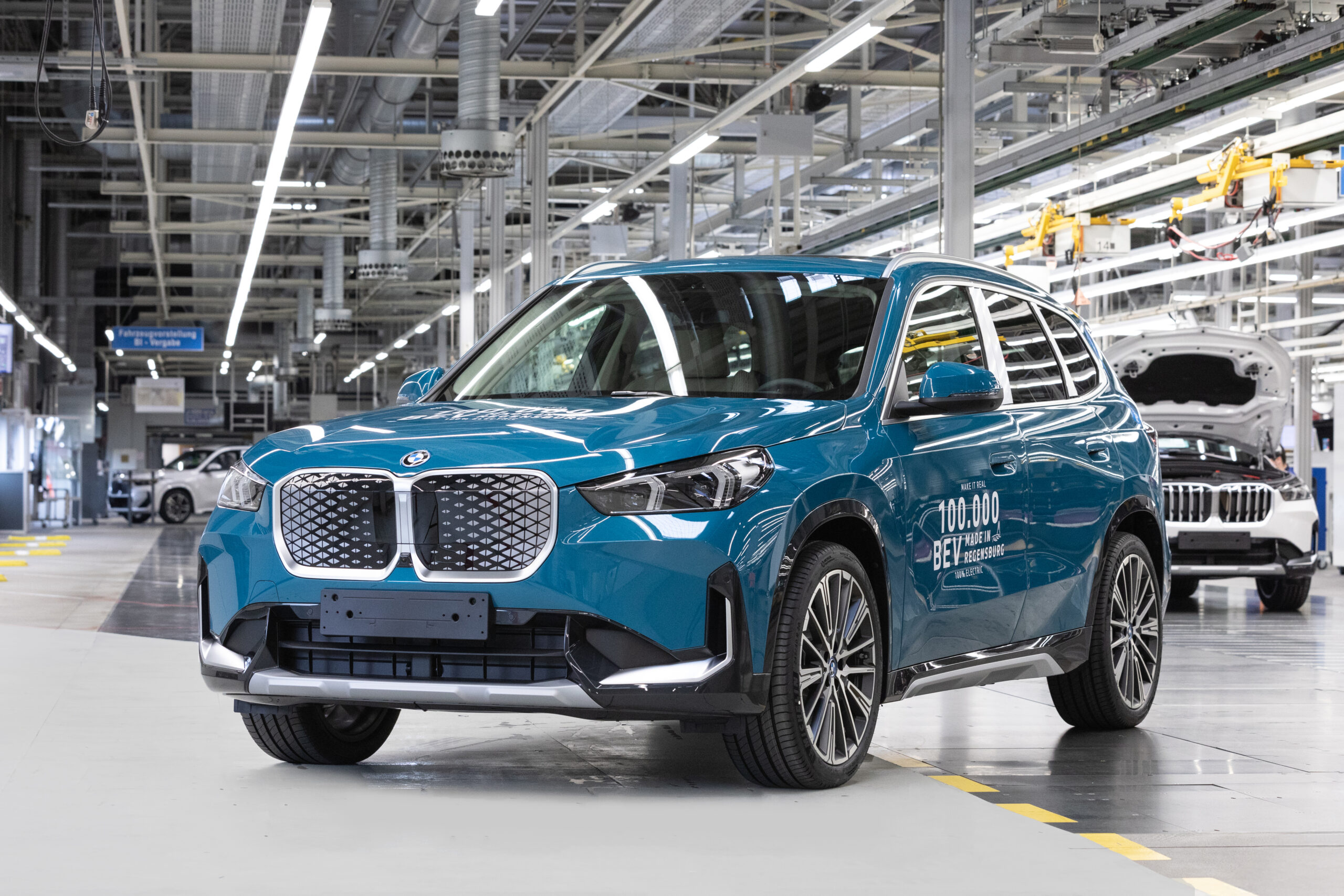P90583374_highRes_bmw-group-plant-rege