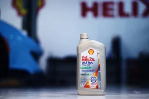 030325_SHELL-HELIX-y-Don-Huayra-La-alianza-que-une-esencia-rendimiento-y-pasion-por-los-autos-x640.jpg