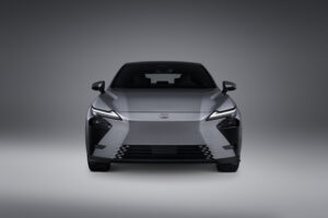 Lexus_ES500e_Luxury_02