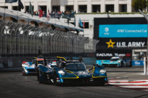 Valkyire_racing_at_Long_Beach