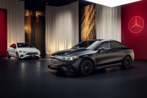 Der neue Mercedes-Benz CLA: großartig, mühelos, intuitiv und flexibelThe all-new Mercedes-Benz CLA: gorgeous, effortless, intuitive, and flexible.