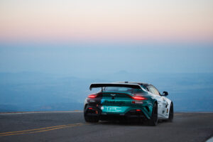 Vantage_on_the_mountain