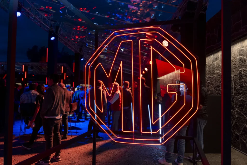 mg-noticia-09-revolucion-04