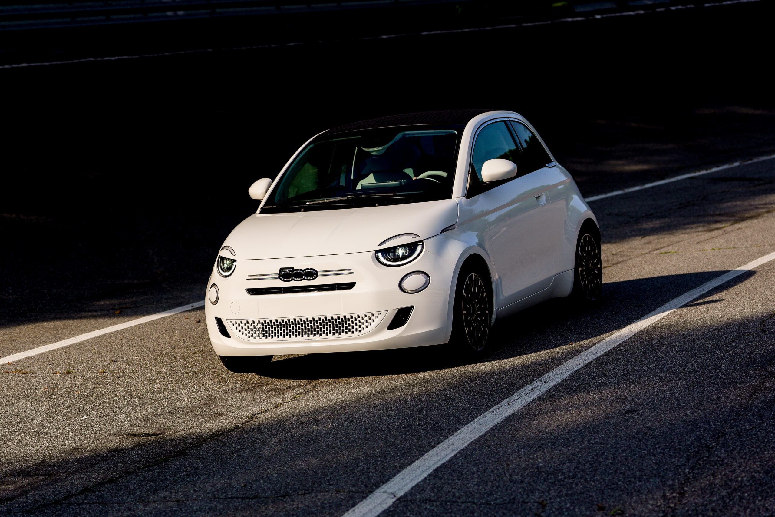 NewFiat500HybridatMirafiori_preview