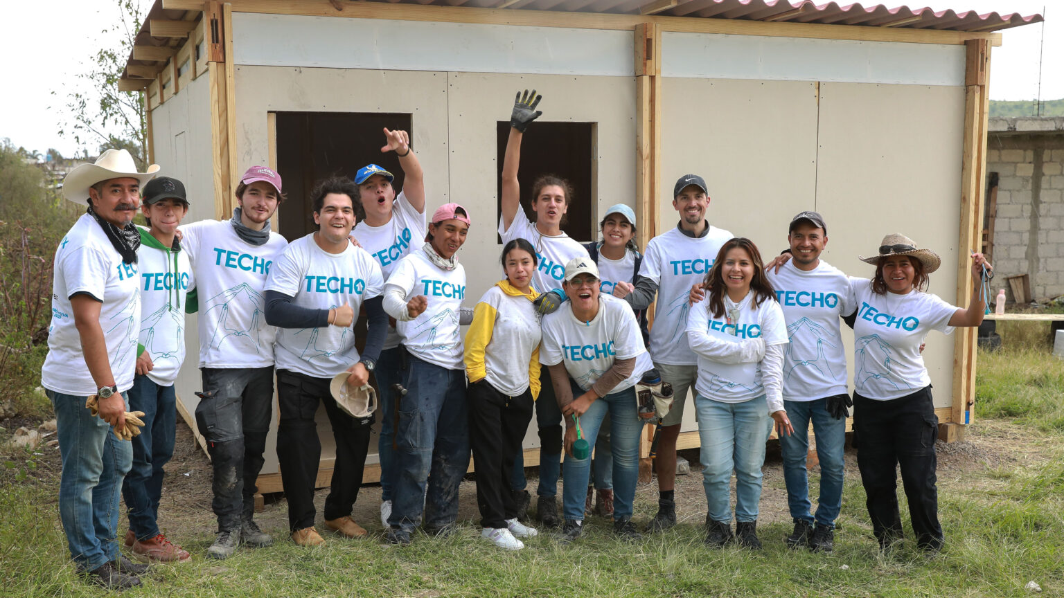 Porsche y TECHO construyen viviendas en Puebla - Player1.mx