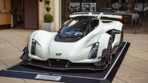 amanda-cline-2025-czinger-car-week-18