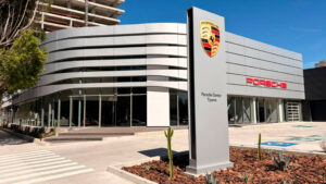 BP_Porsche inaugura Porsche Centre Tijuana y fortalece su presencia en México