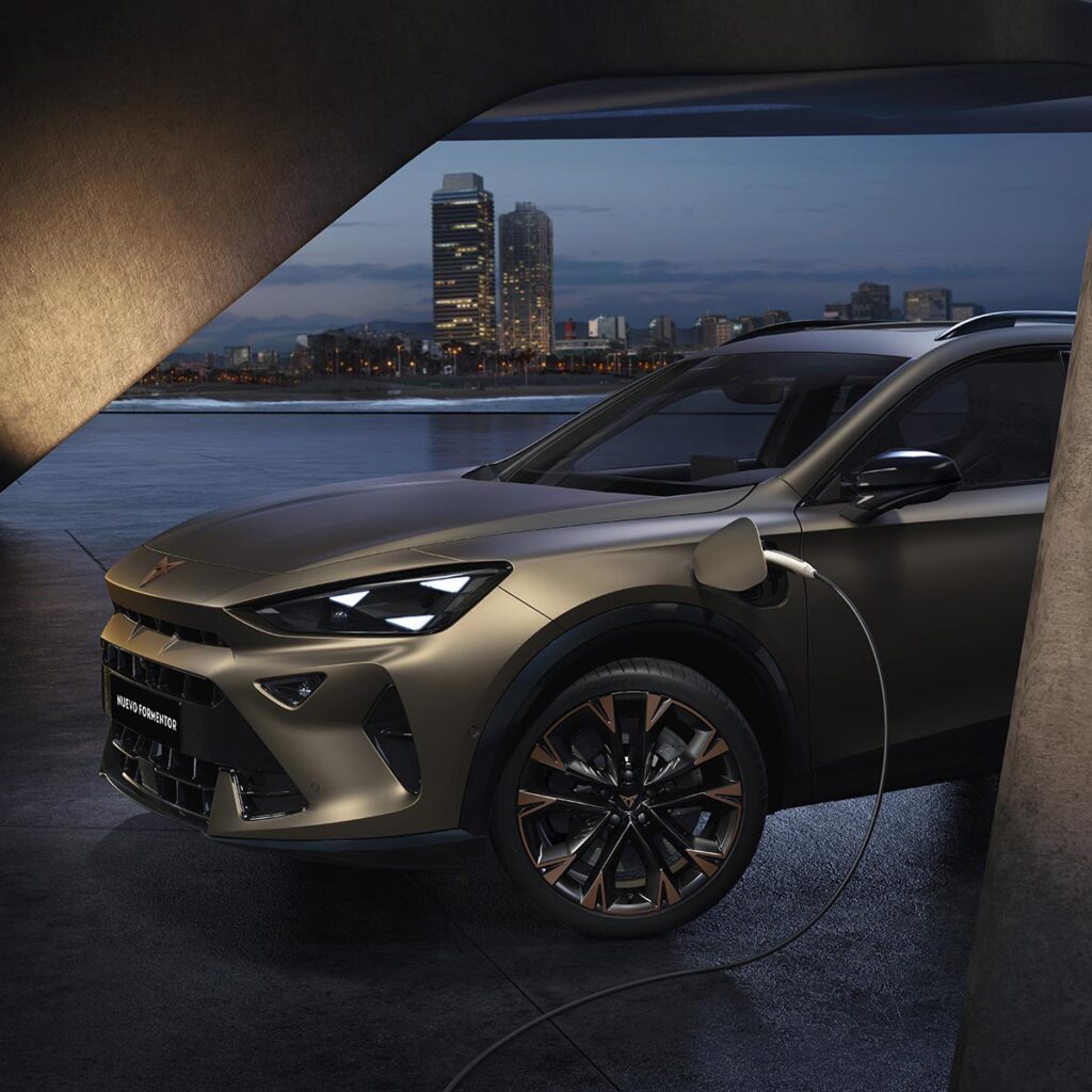 CUPRA-Formentor-PHEV-conectado