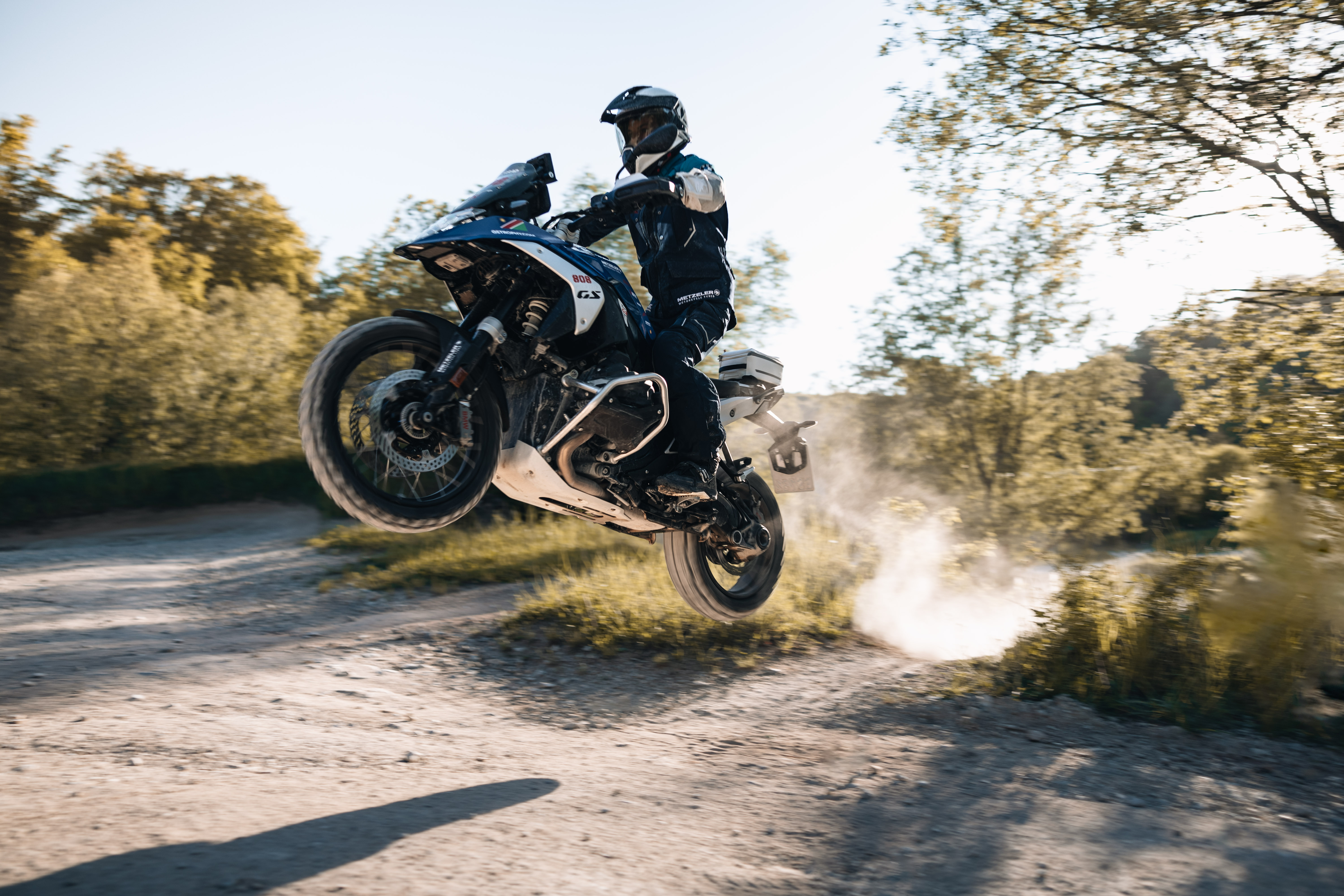 BMW Motorrad presenta la R 1300 GS Trophy Competition Bike y la F 900 GS Trophy Marshal Bike