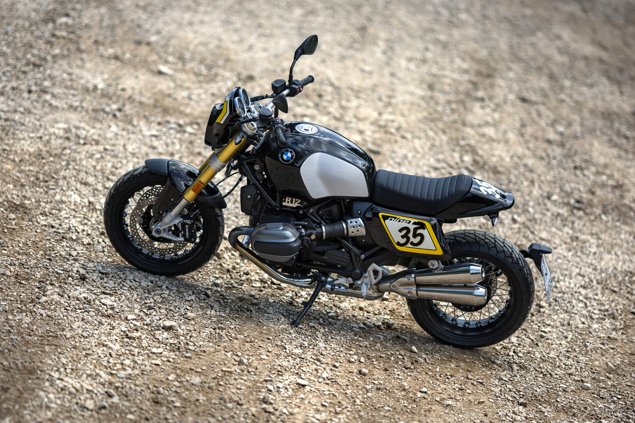 P90614752_highRes_bmw-motorrad-present