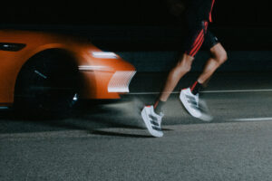 Mercedes-AMG und adidas: Partnerschaft will durch radikale Innovation neue Maßstäbe setzenMercedes-AMG and adidas: Partnership set out to challenge the limits of speed through radical innovation