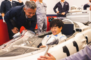 Yuki Tsunoda pilotará el RA272