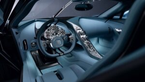 01-BUGATTI-World-Premiere-Presskit-Images-34-Photo