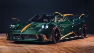 pagani-huayra-70-trionfo-2