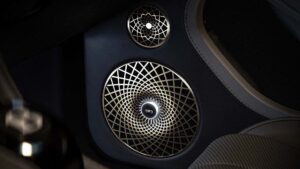 bentley-continental-gtc-virtuoso-collection-con-impianto-audio-naim-for-mulliner