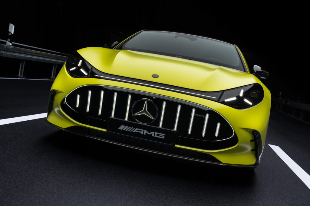 Das neue Mercedes-AMG GT 4-Türer Coupé:  Revolutionäre Performance. Maximale Intensität.The new Mercedes-AMG GT 4-Door Coupé: Revolutionary performance. Maximum intensity.