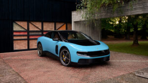 FERRARI_LUCE_FRONT_3Q_16x9_RGB_WEB_SOCIALS_b74eed23-35dc-4c0e-a75e-4b1c480b707a