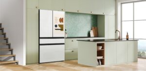 Samsung-Digital-Appliances-Bespoke-AI-Refrigerator-Family-Hub_Main-1