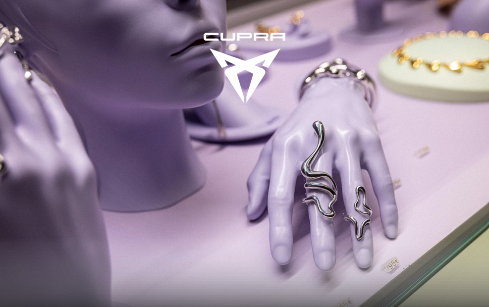 CUPRA desafía los códigos del diseño junto a MAM en la Paris Fashion Week