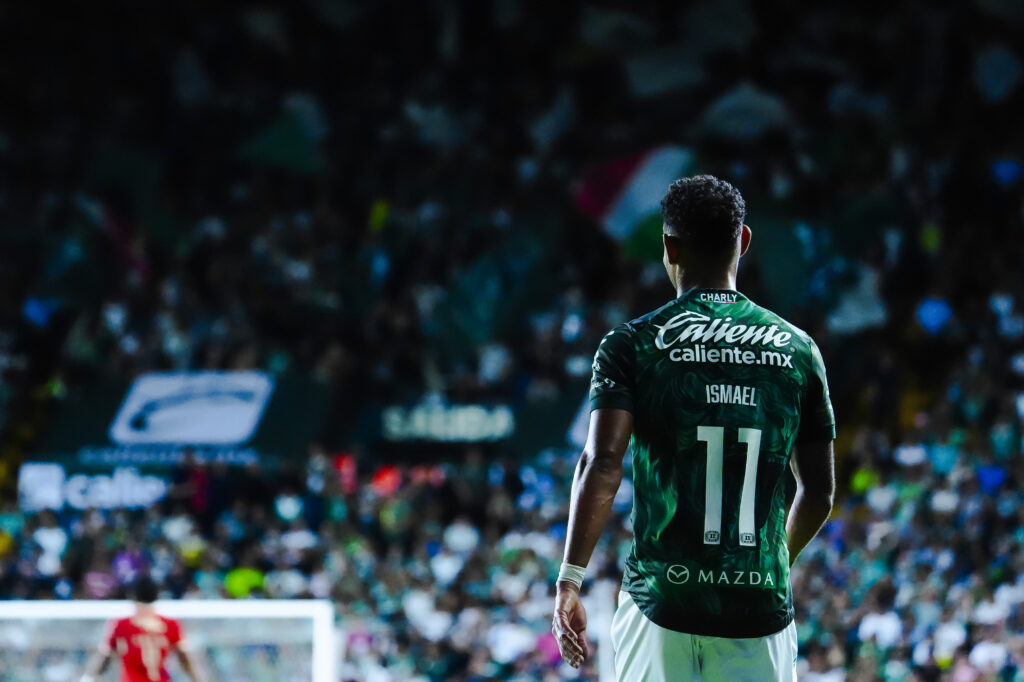 Club Leon 5 (1)
